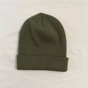 TARGET MEN’S BEANIE OLIVE GREEN COLOR ONE SIZE